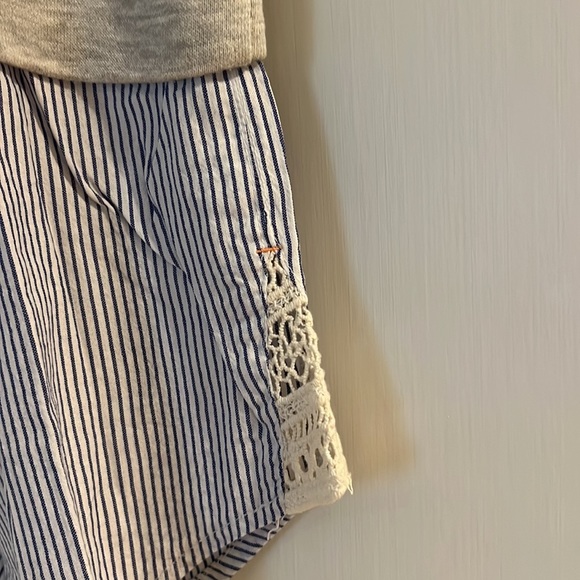 Anthropologie Postmark double layer top - Picture 7 of 8